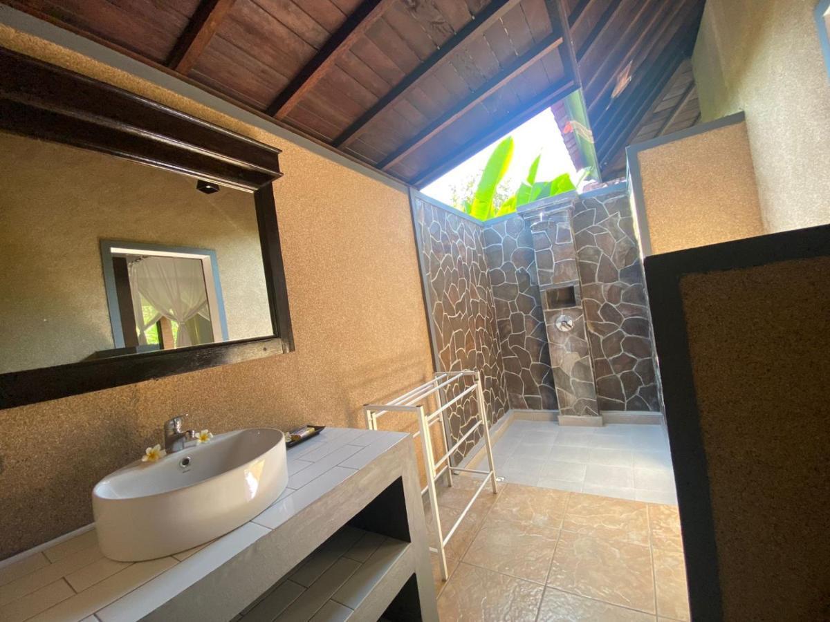 Badini Homestay Pemuteran Bali Exterior foto