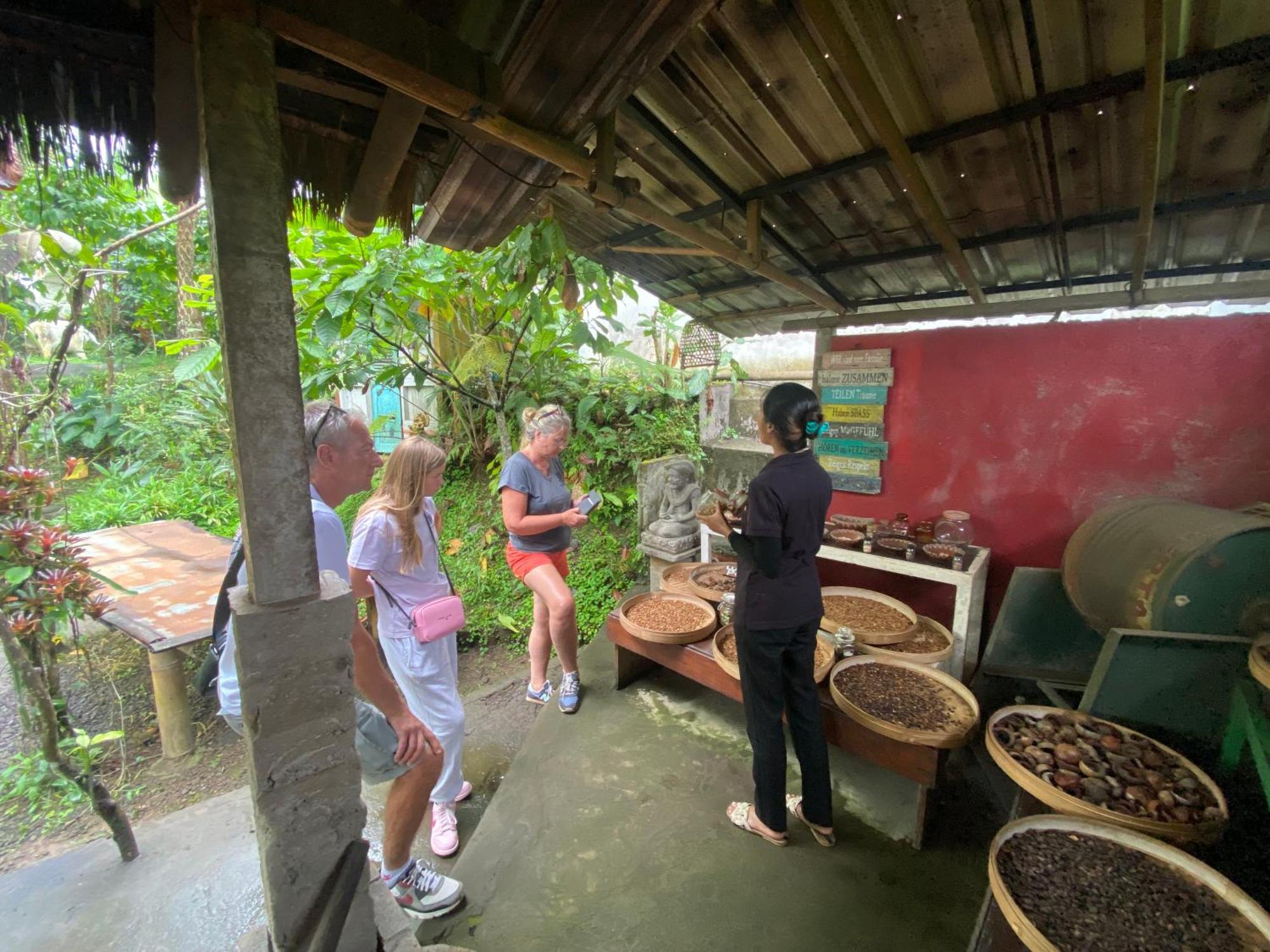 Badini Homestay Pemuteran Bali Exterior foto